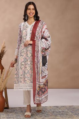 embroidered calf length cotton woven women's kurta set - white