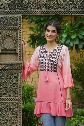 embroidered-rayon-round-neck-womens-tunic---peach