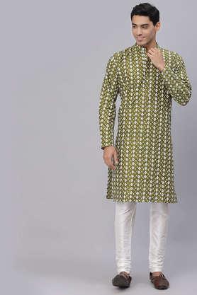 embroidered silk blend regular fit men's kurta - green