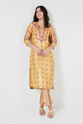 embroidered calf length art silk woven women's kurta set - pale yellow