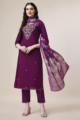 embroidered calf length chanderi woven women's kurta set - purple