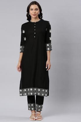 embroidered calf length cotton woven women's kurta set - black