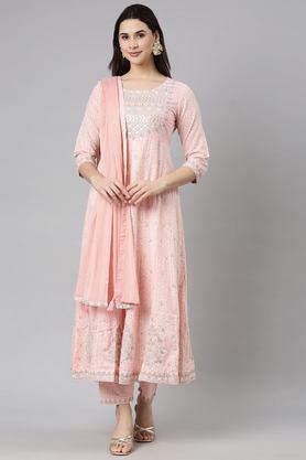 embroidered calf length cotton woven women's kurta set - peach