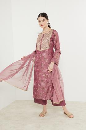 embroidered calf length viscose blend woven women's kurta palazzo dupatta set - dusty pink