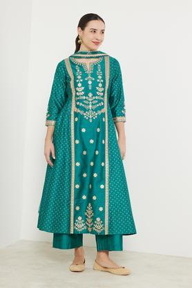 embroidered calf length viscose blend woven women's kurta palazzo dupatta set - green