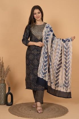 embroidered calf length viscose women's kurta set - navy