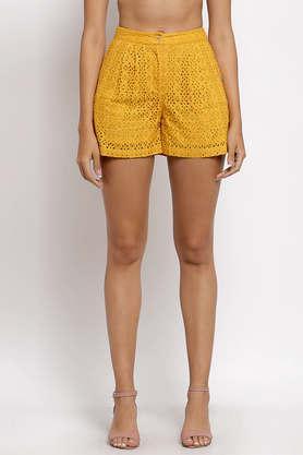 embroidered cotton regular fit women's shorts - mustard