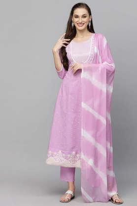 embroidered cotton round neck women's kurta pant dupatta set - lavender