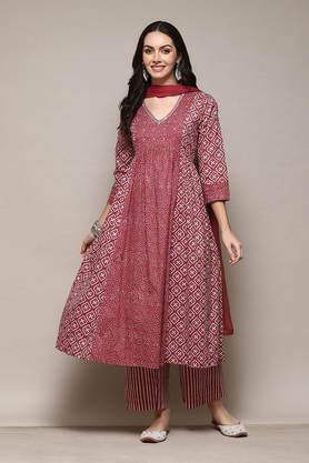 embroidered cotton super slim fit women's kurta set - pink