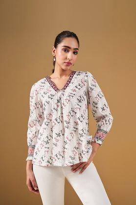 embroidered cotton v-neck women's top - white