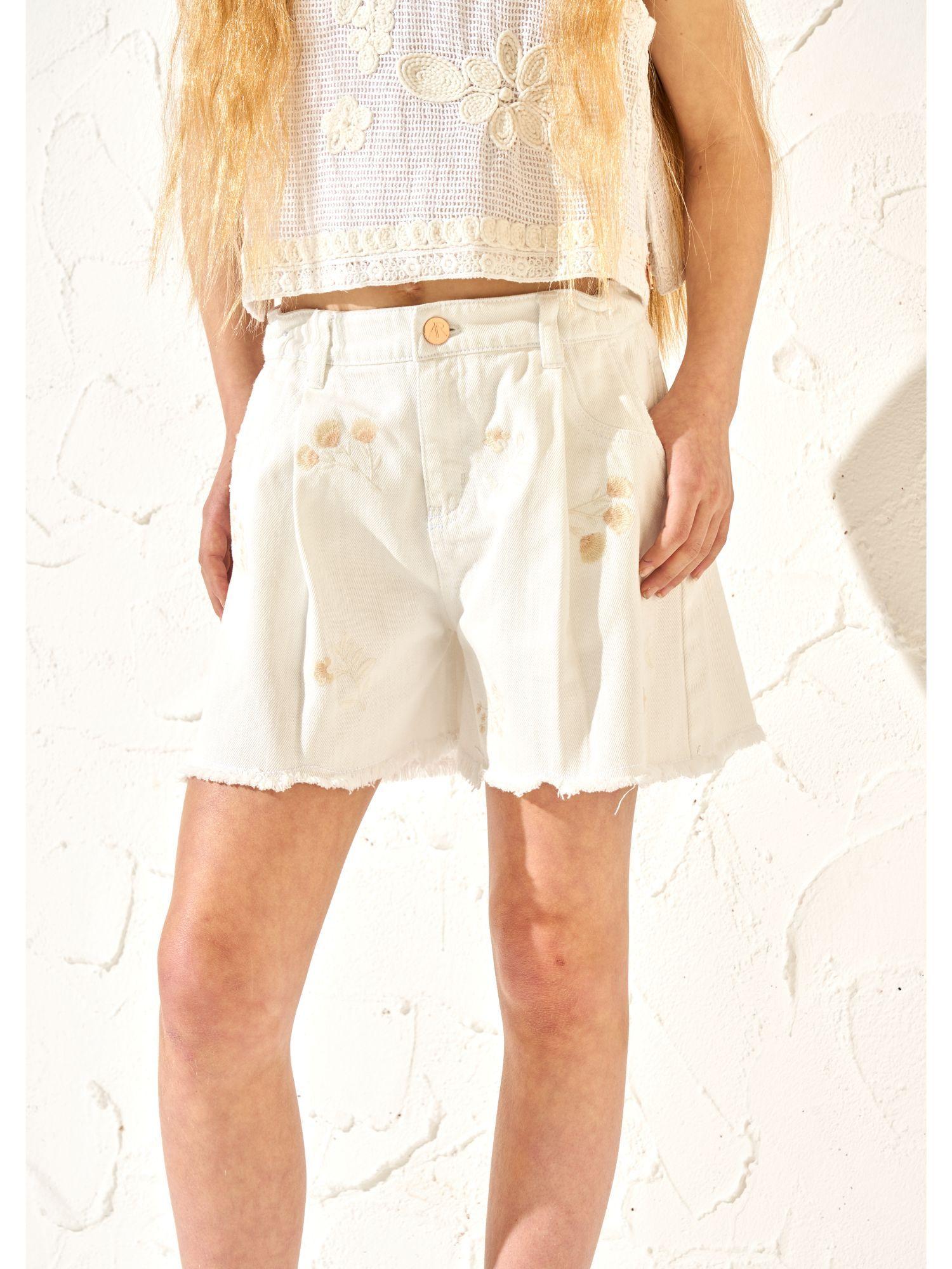 embroidered cream shorts