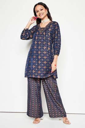 embroidered crop length viscose woven women's set of 2 - navy
