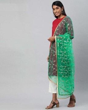 embroidered dupatta with lace border