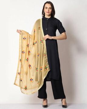 embroidered dupatta with lace border