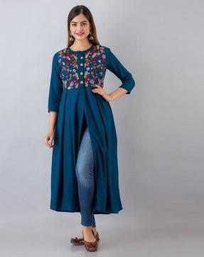 embroidered flared kurta with front-slit