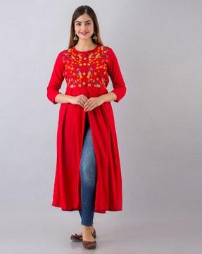 embroidered flared kurta with front-slit