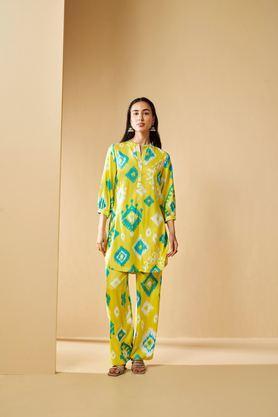 embroidered full length viscose woven women's kurta set - lemon