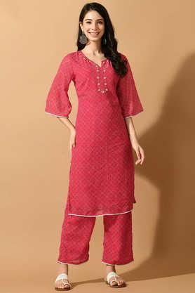 embroidered georgette straight fit women's kurta set - pink