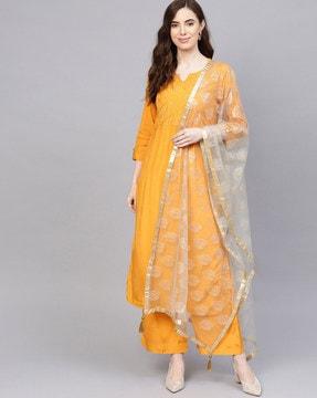 embroidered kurta with pants & dupatta set