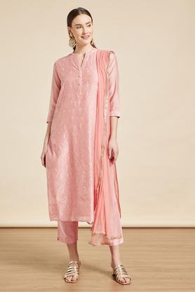 embroidered mandarin viscose blend women's kurta pant dupatta set - pink