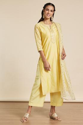 embroidered mandarin viscose blend women's kurta pant dupatta set - yellow