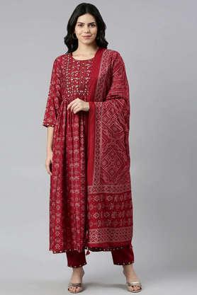 embroidered modal round neck women's kurta pant dupatta set - maroon