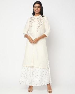 embroidered neckline straight kurta