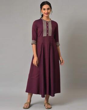 embroidered pleated flared dress