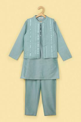 embroidered poly blend boy's kurta pyjama jacket set - green