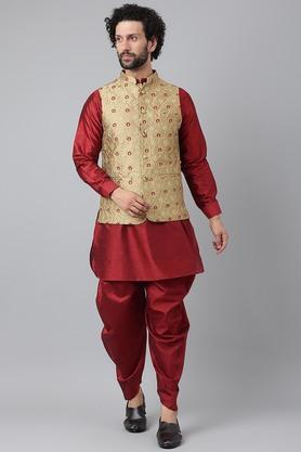 embroidered polyester blend regular fit mens kurta - maroon