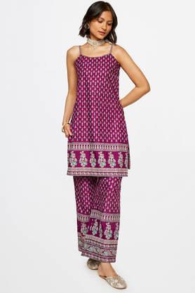 embroidered polyester sweetheart neck women's ethnic set - wine