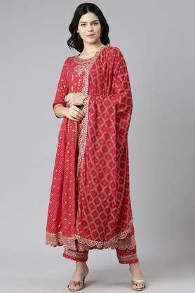 embroidered rayon round neck women's kurta pant dupatta set - red