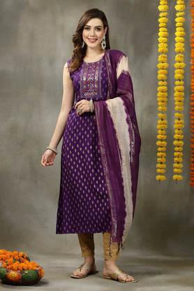 embroidered rayon women's kurta set - violet