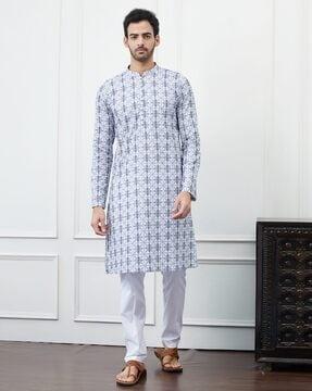 embroidered regular fit long kurta with mandarin collar