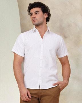 embroidered regular fit shirt with spread collar