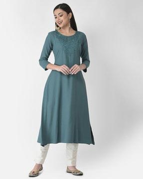 embroidered round-neck a-line kurta