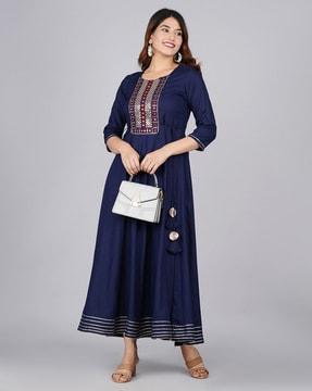 embroidered round-neck anarkali kurta