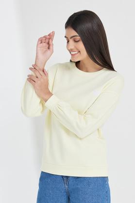 embroidered round neck cotton blend women's sweatshirt - yellow