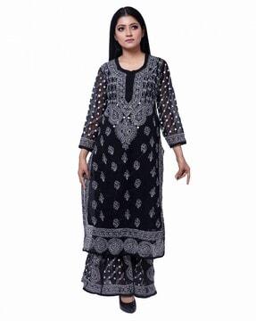 embroidered round-neck straight kurta set