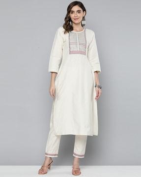 embroidered round-neck straight kurta set