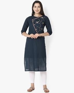 embroidered round-neck straight kurta