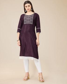 embroidered round-neck straight kurta