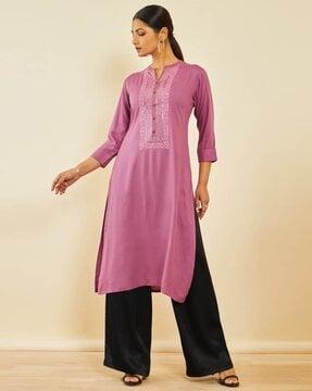 embroidered round-neck straight kurta