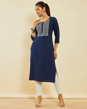 embroidered round-neck straight kurta