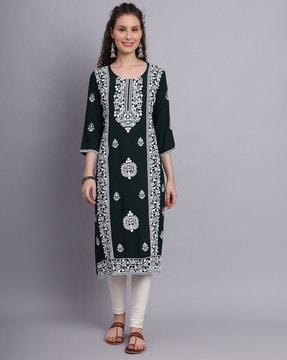 embroidered round-neck straight kurta