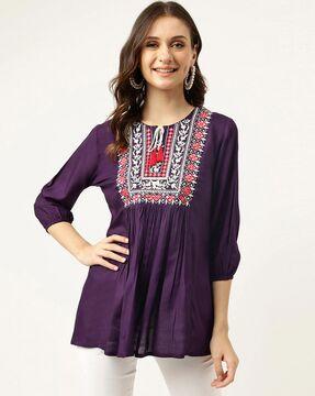 embroidered round-neck tunic top