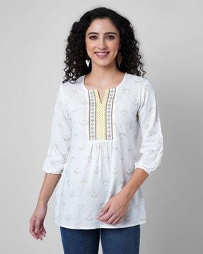 embroidered round-neck tunic