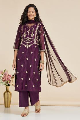 embroidered round neck viscose blend women's kurta trouser dupatta set - purple