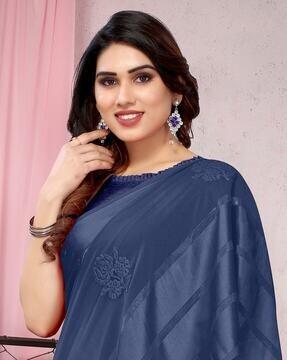 embroidered saree with tassels