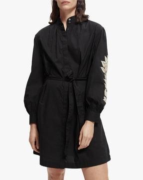 embroidered shirt dress with waist tie-up